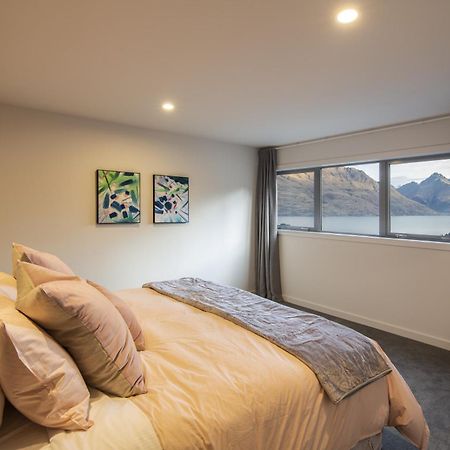 Lago Infinito By Sotheby'S Luxury Rental Homes Квинстаун Экстерьер фото