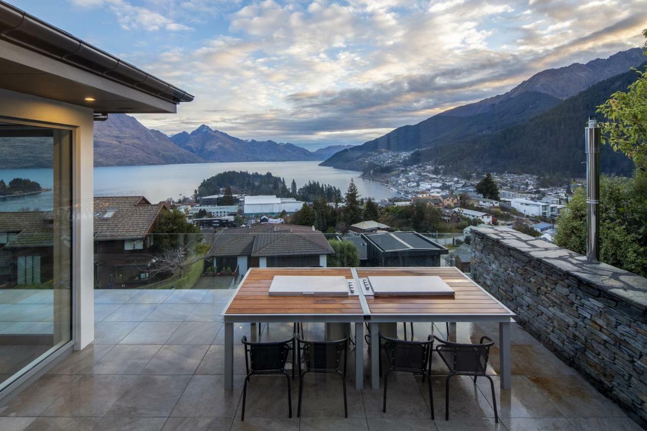 Lago Infinito By Sotheby'S Luxury Rental Homes Квинстаун Экстерьер фото